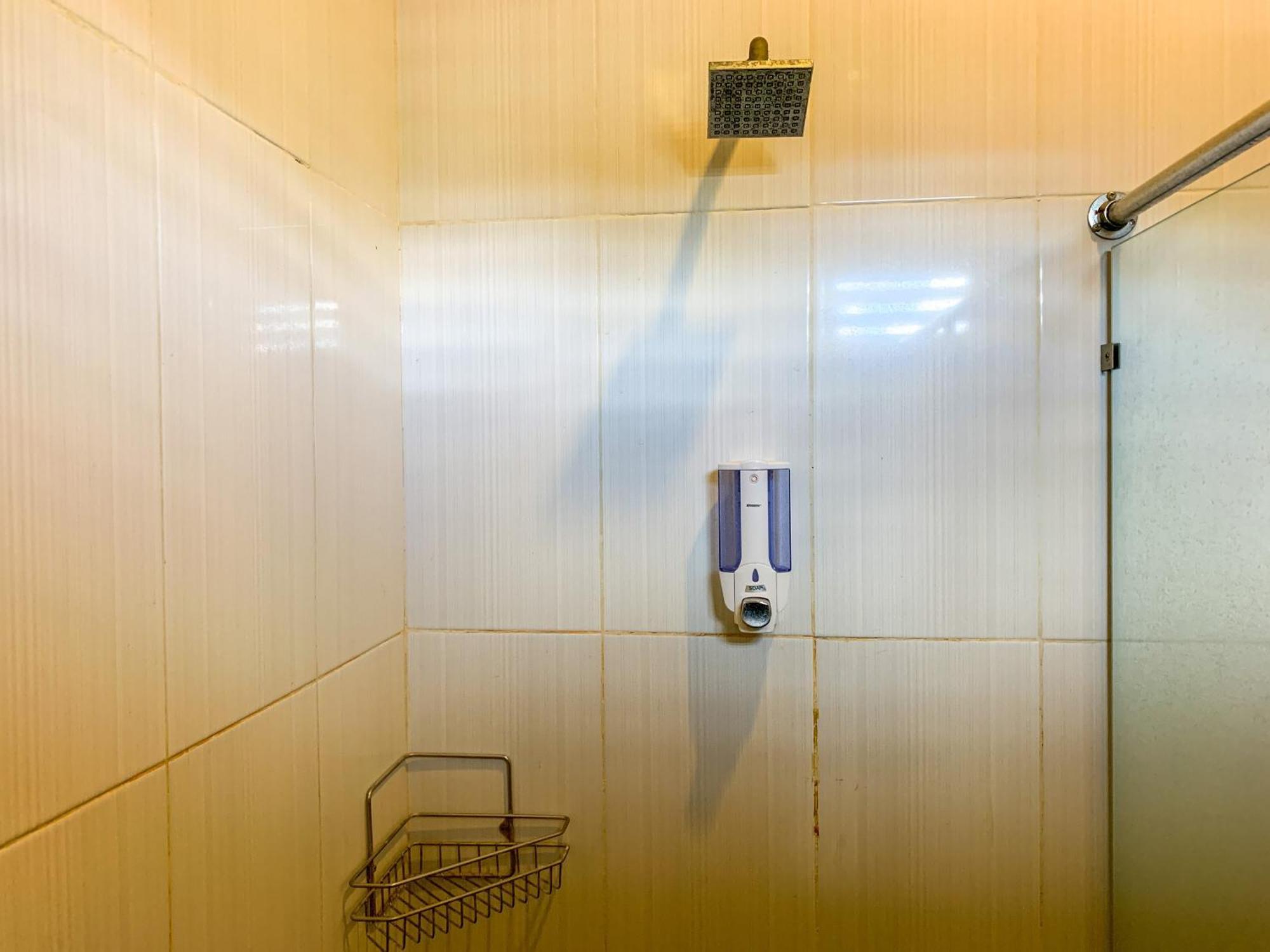 Urbanview Sasono Putro Condoongcatur By Reddoorz Kejayan Екстер'єр фото